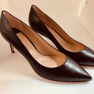 STUART WEITZMAN Black High Heel Shoe Size 8M  NEW!